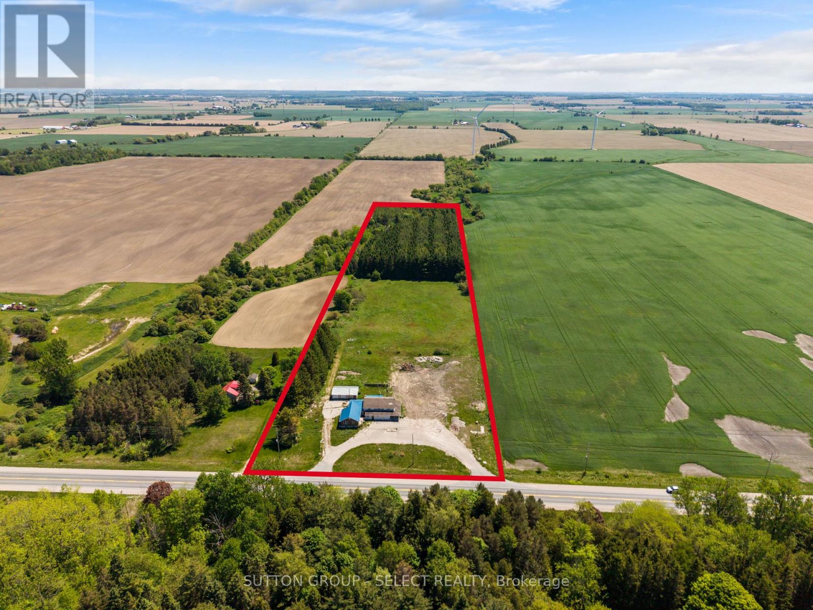 82522 Bluewater Highway Property Photo 1