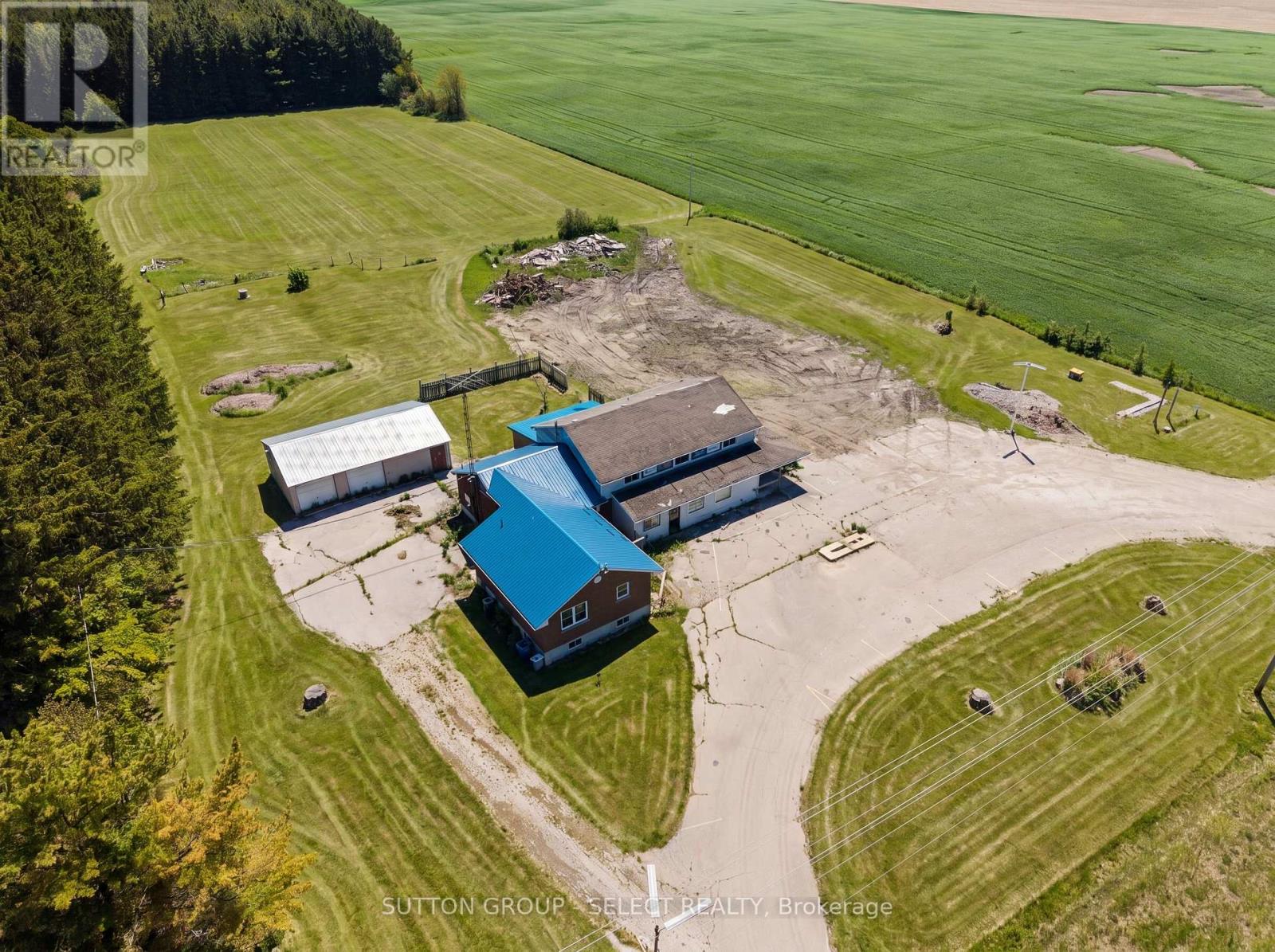 82522 Bluewater Highway Property Photo 7