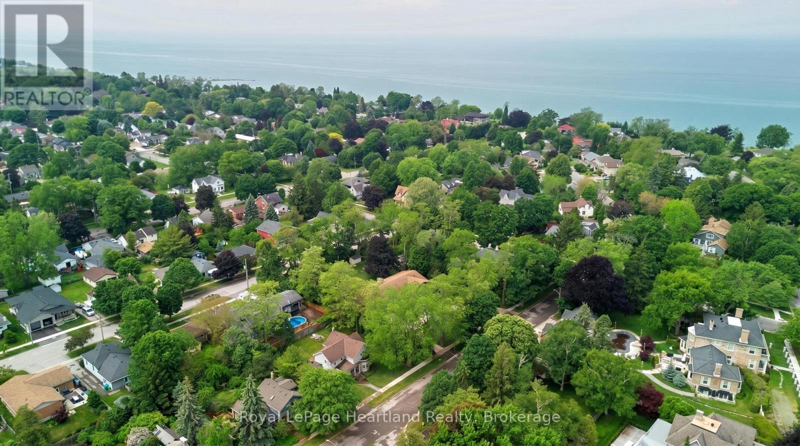 179 Lighthouse Street W Property Photo 19