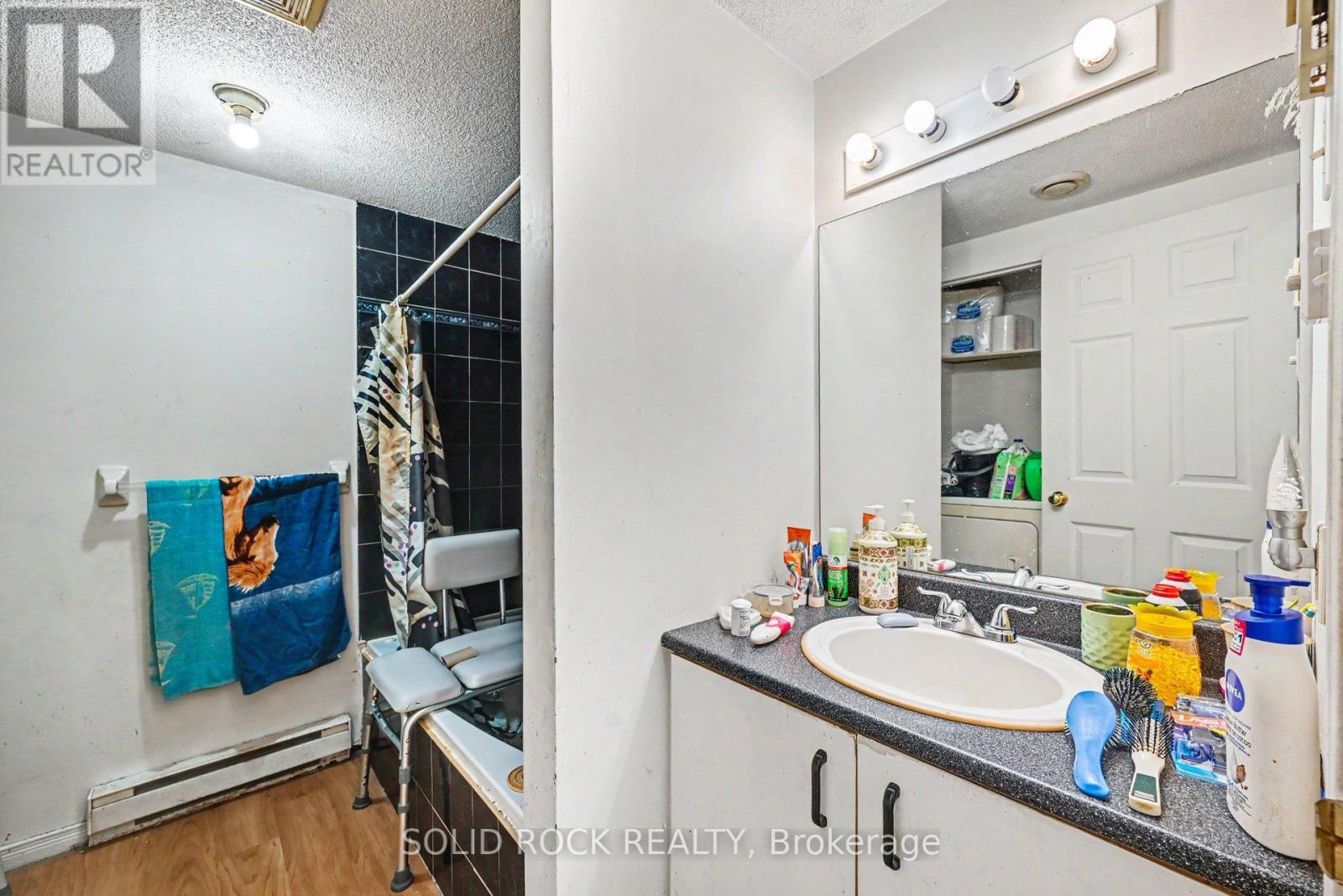 530 Mario Street Property Photo 18