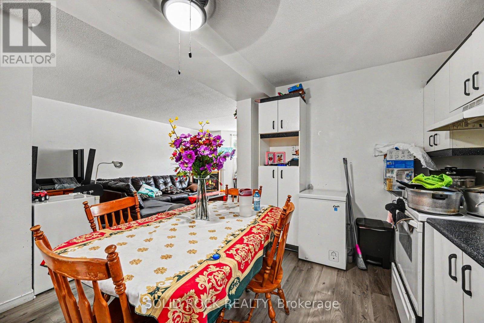 532 Mario Street Property Photo 6