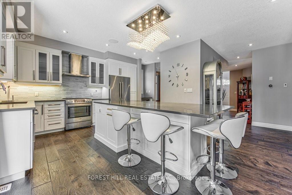 158 Eaglecrest Street Property Photo 15