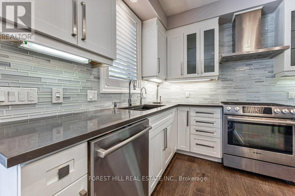 158 Eaglecrest Street Property Photo 16