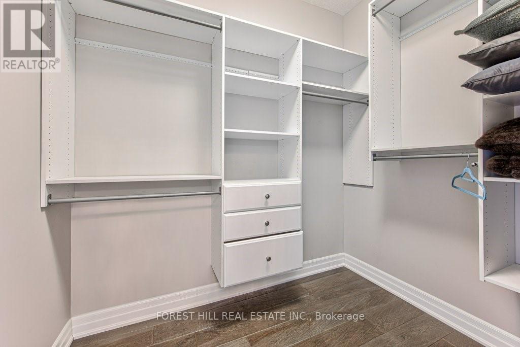 158 Eaglecrest Street Property Photo 29