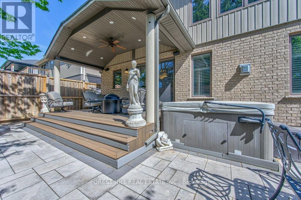 158 Eaglecrest Street Property Photo 44