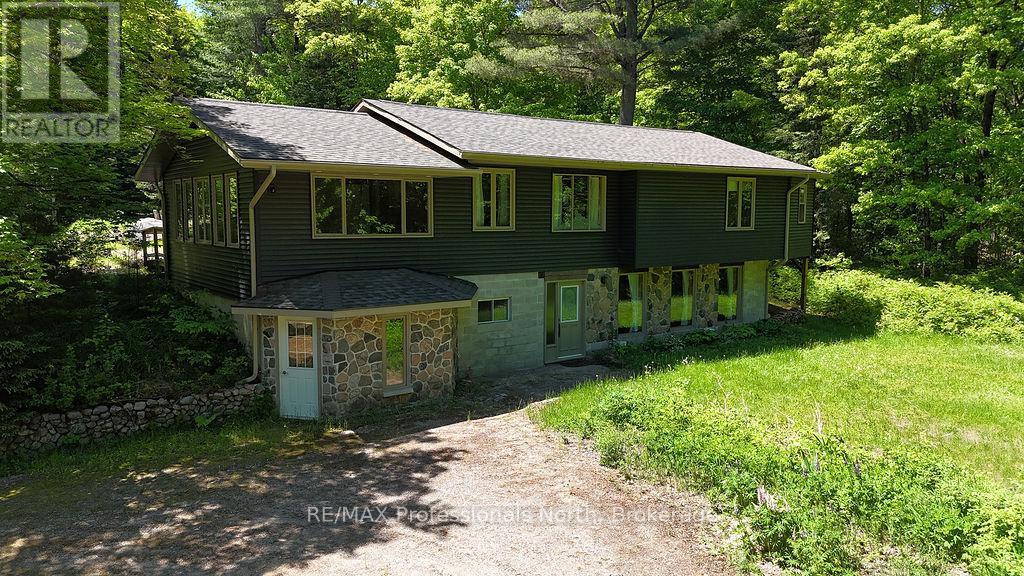 128 Old Muskoka Road Property Photo 1