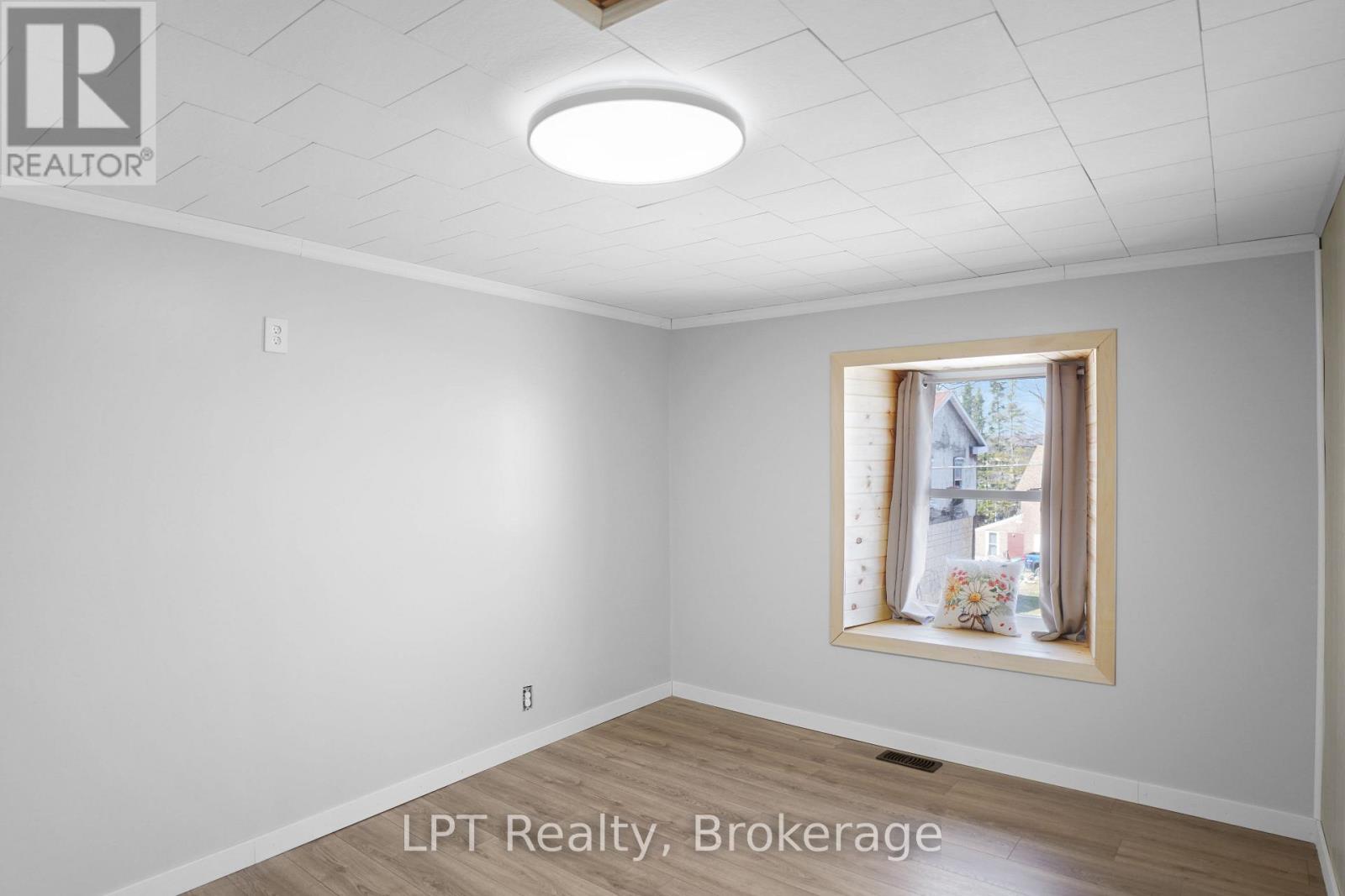 1671 4th Avenue E Property Photo 26