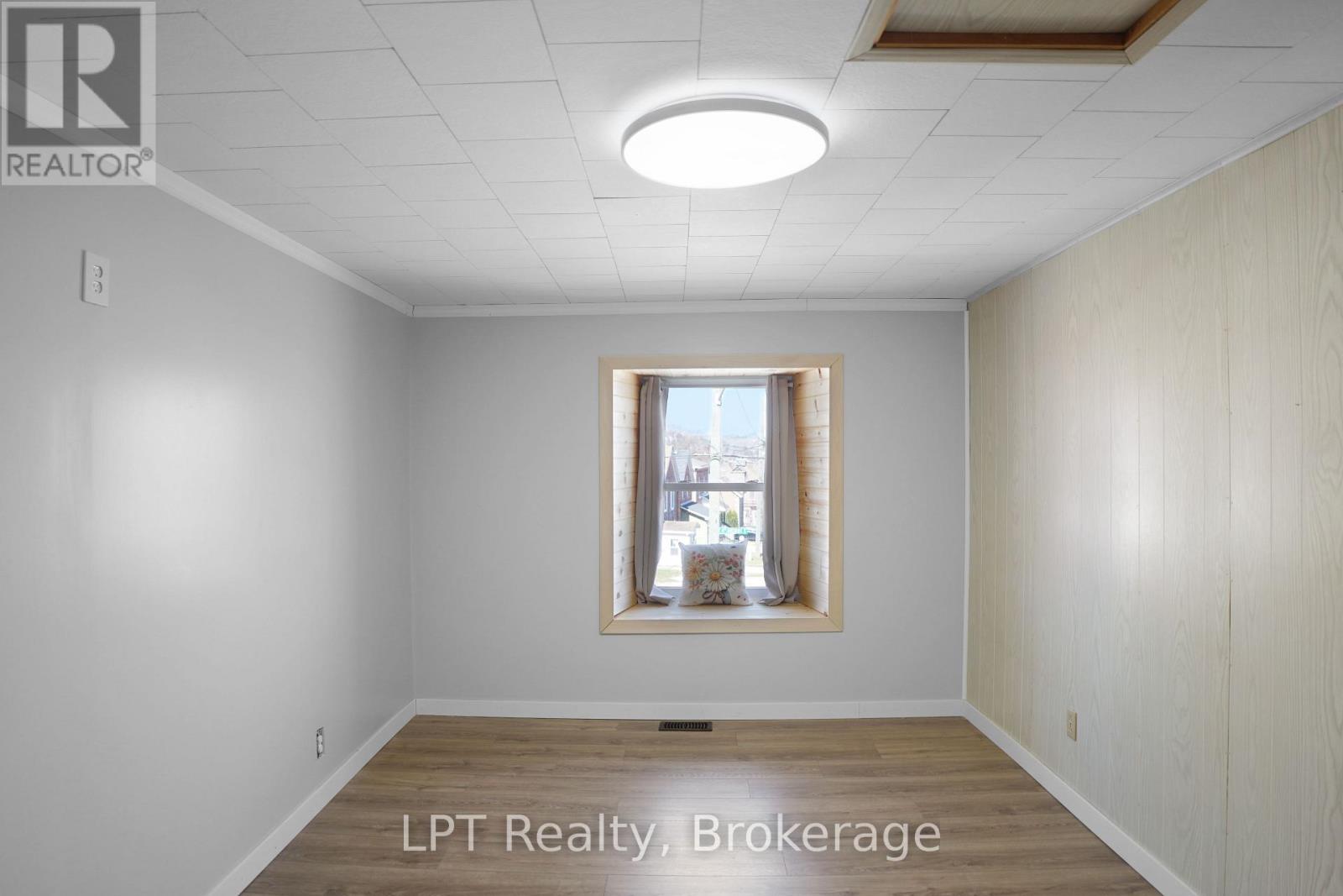 1671 4th Avenue E Property Photo 27