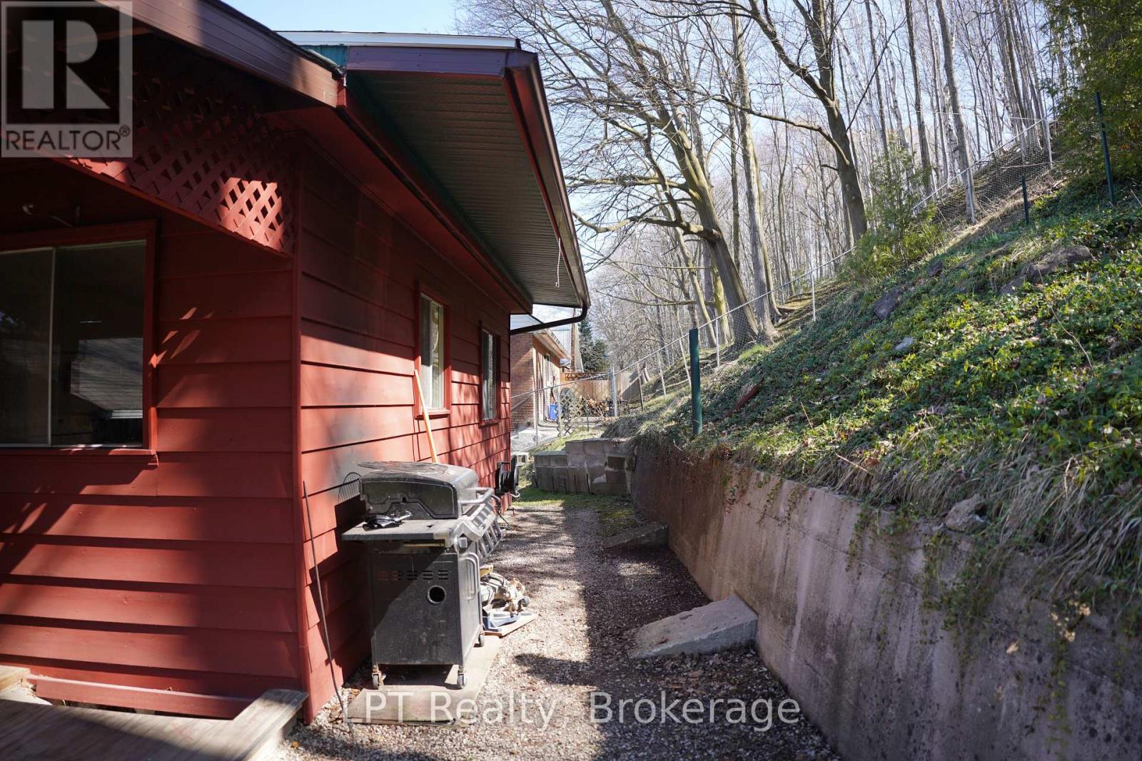1671 4th Avenue E Property Photo 34