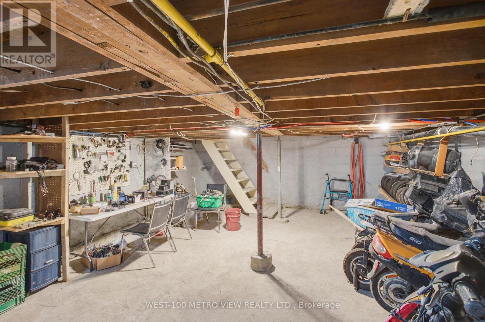 597 Barton Street E Property Photo 22