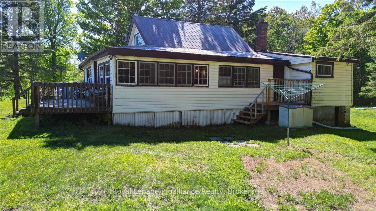 348 Steenburg Lake Road N Property Photo 8