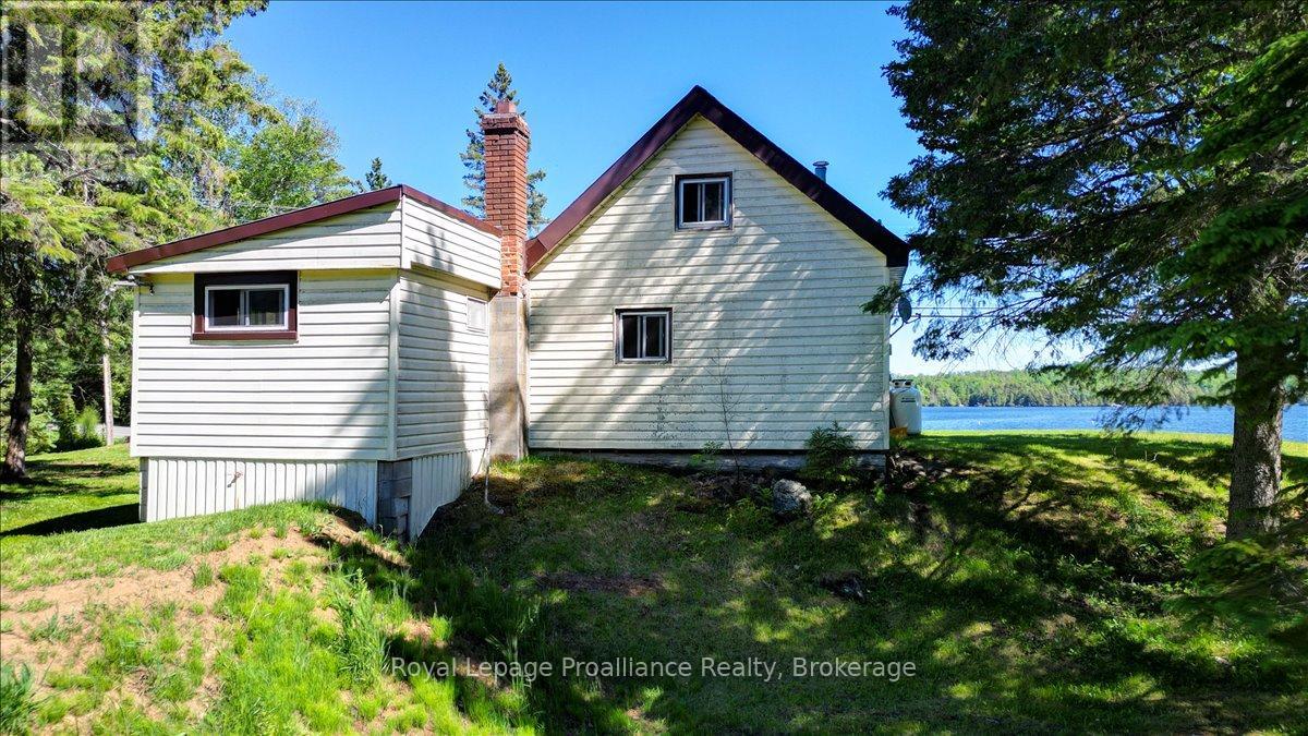 348 Steenburg Lake Road N Property Photo 10