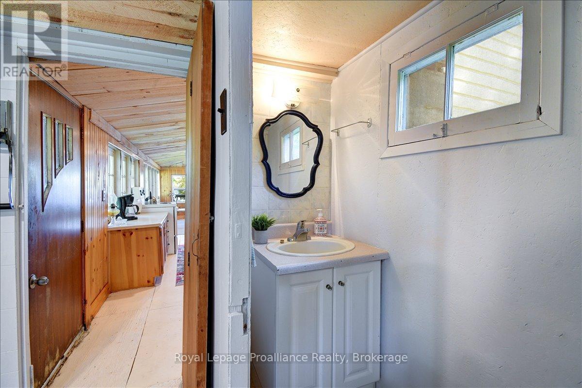 348 Steenburg Lake Road N Property Photo 33