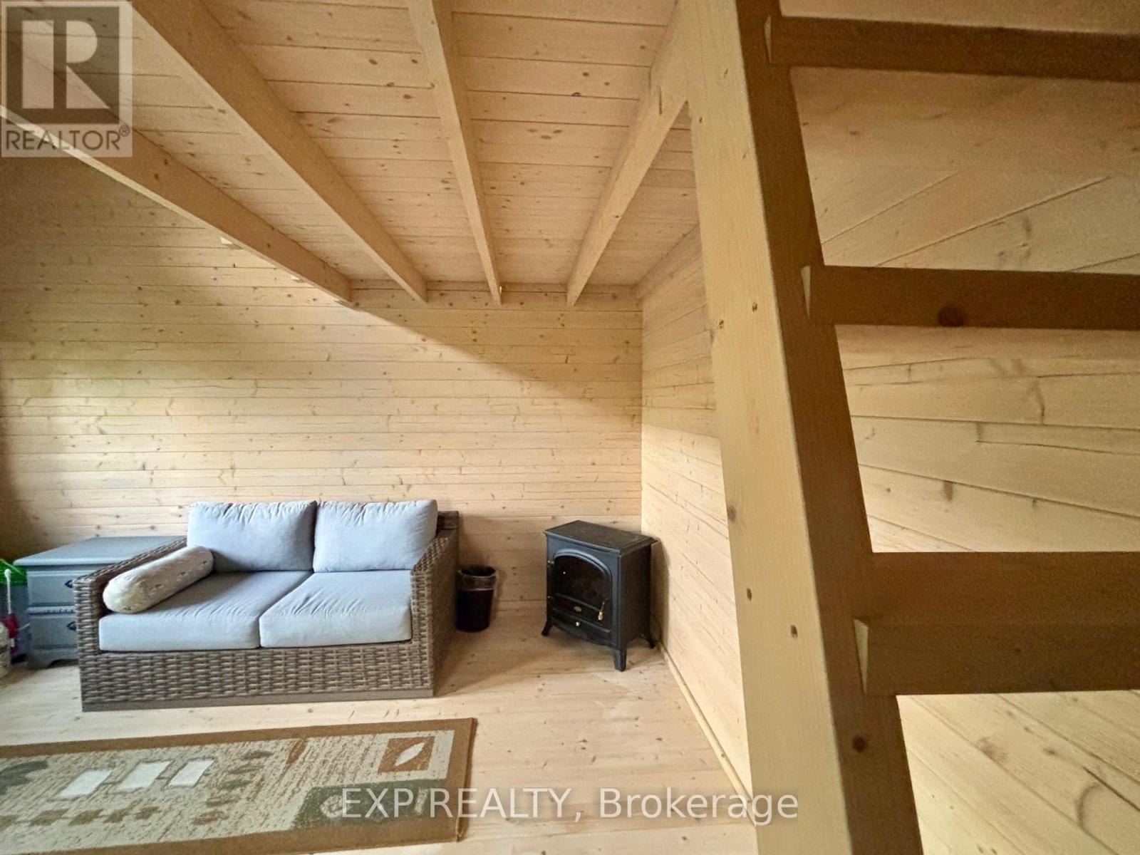 47 Arbor Vitae Road Property Photo 4