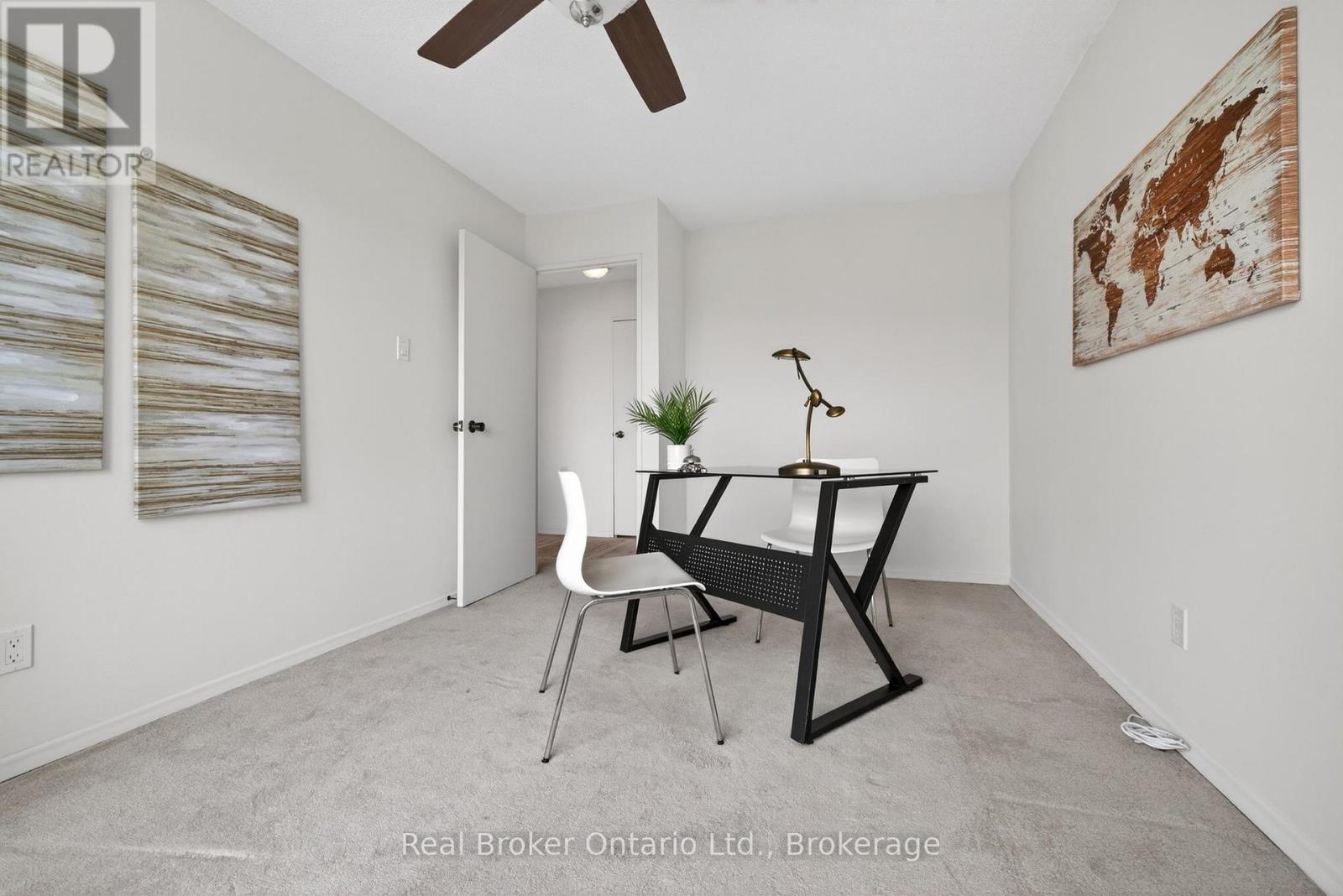 811 - 23 Woodlawn Road E Property Photo 26