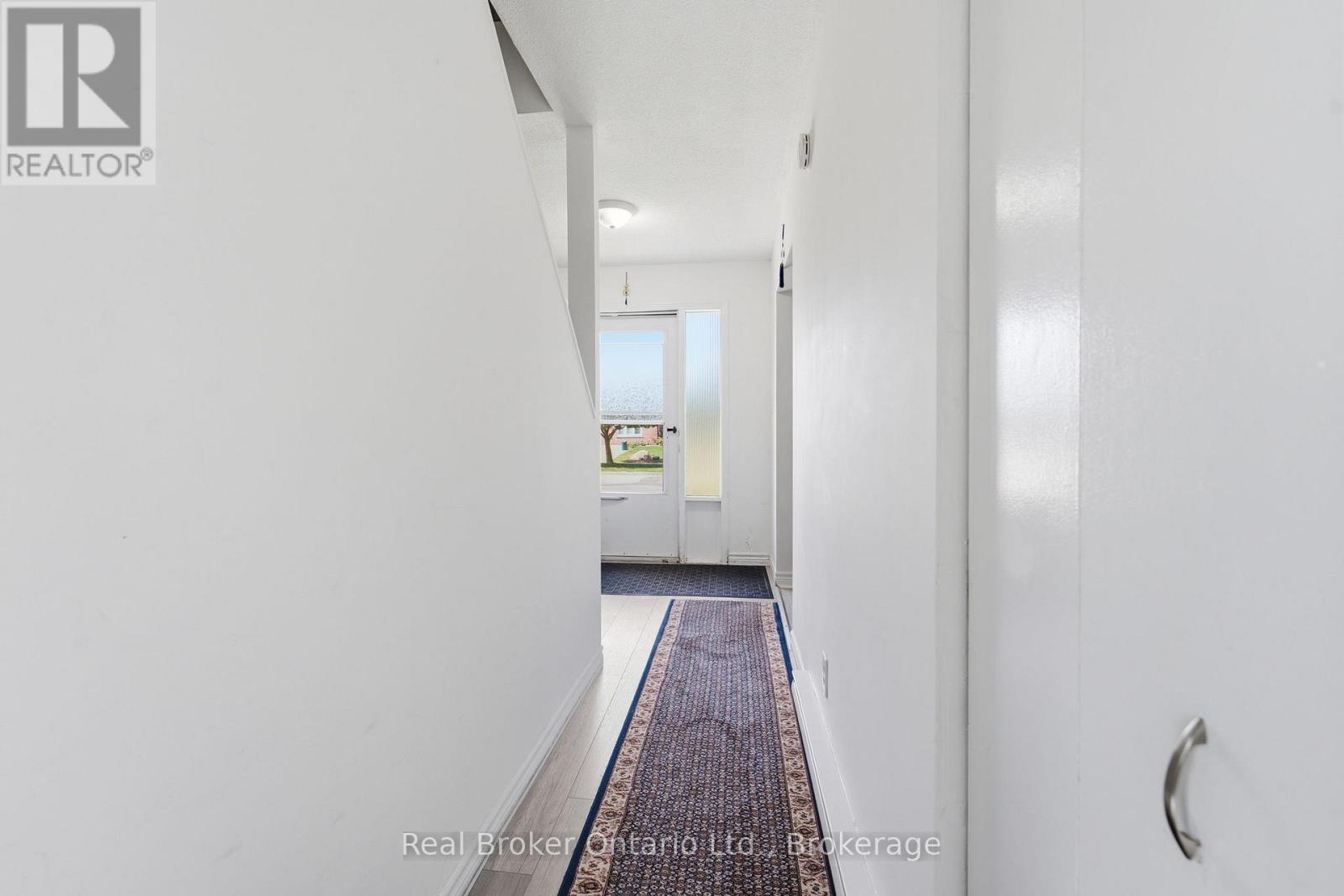 126 Dinison Crescent Property Photo 10