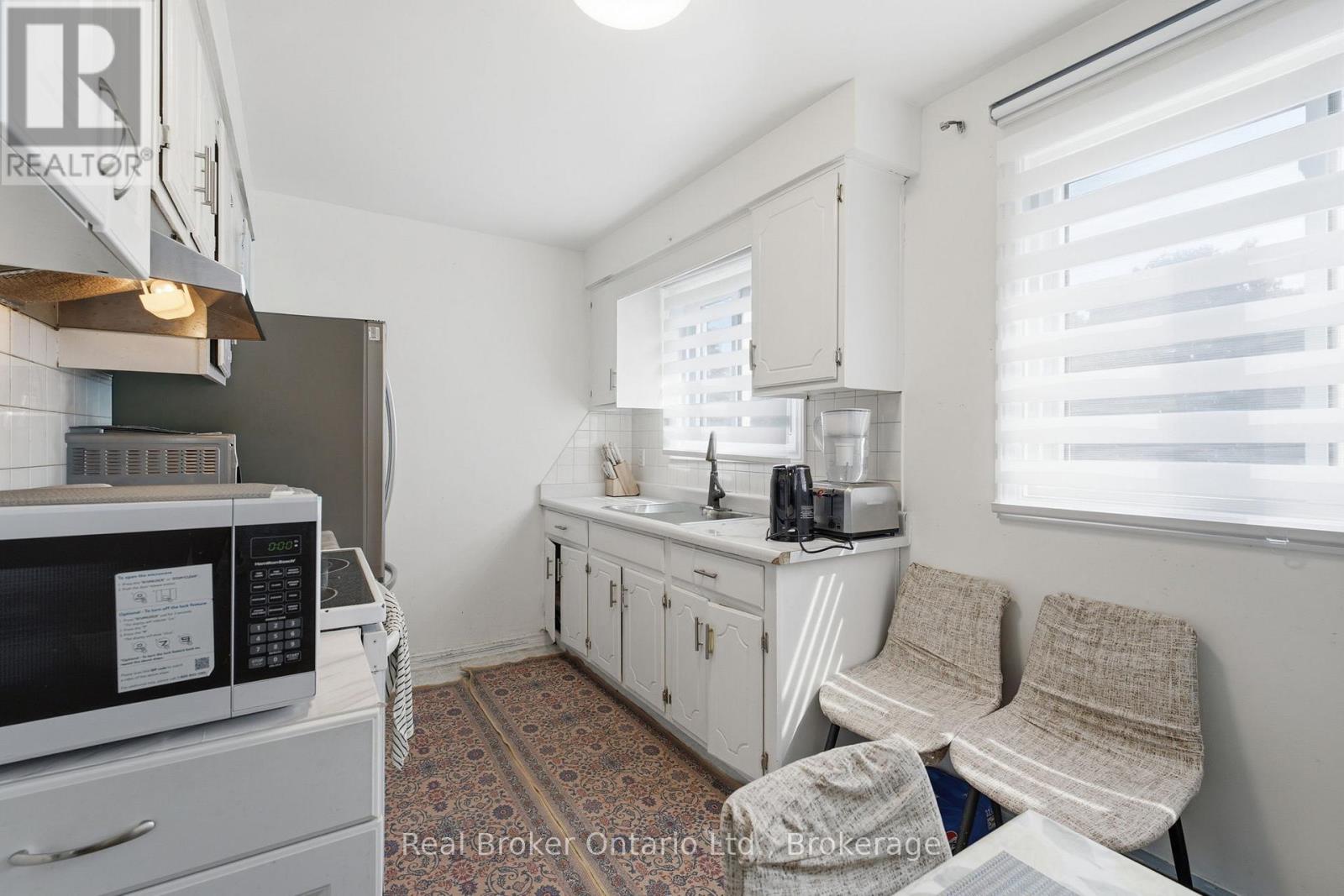 126 Dinison Crescent Property Photo 12