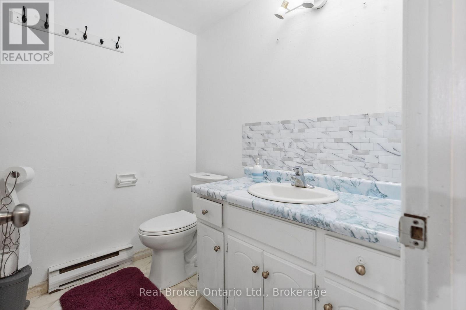 126 Dinison Crescent Property Photo 15