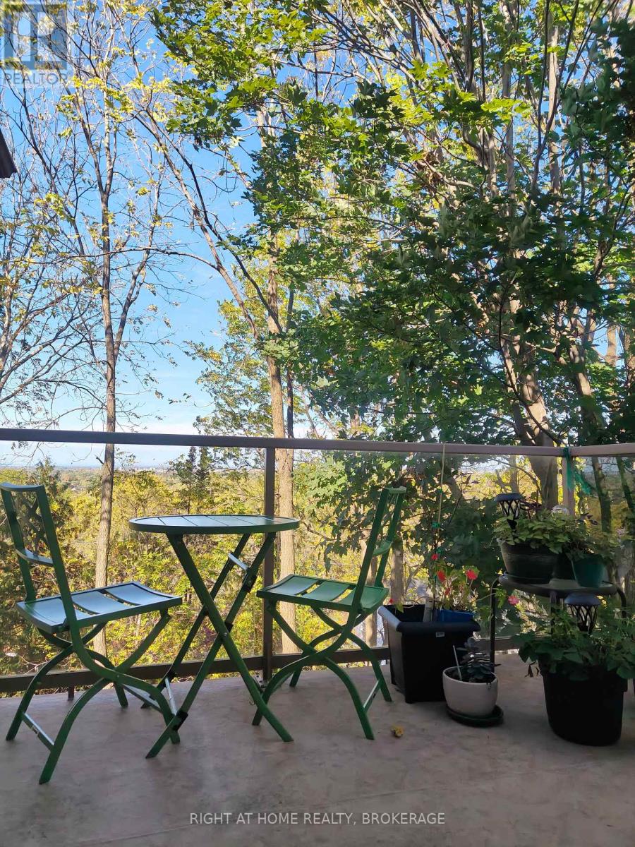 22 Ursula Avenue Property Photo 25