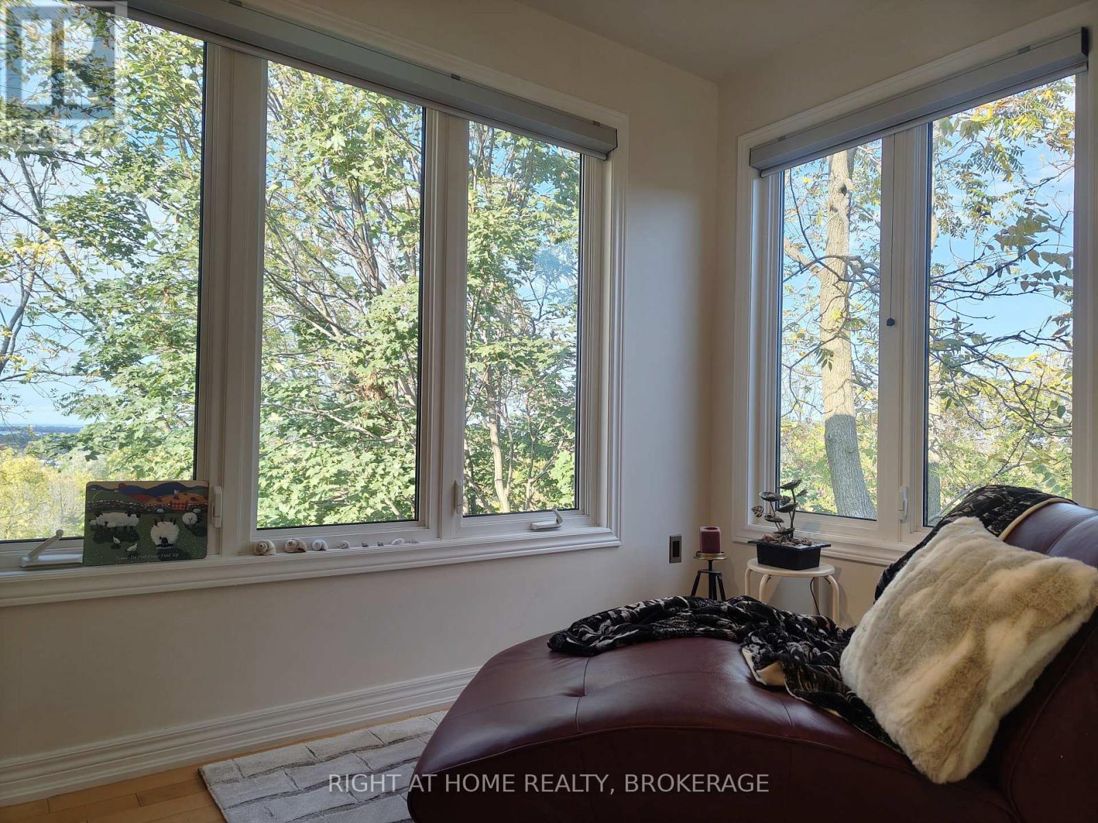 22 Ursula Avenue Property Photo 27