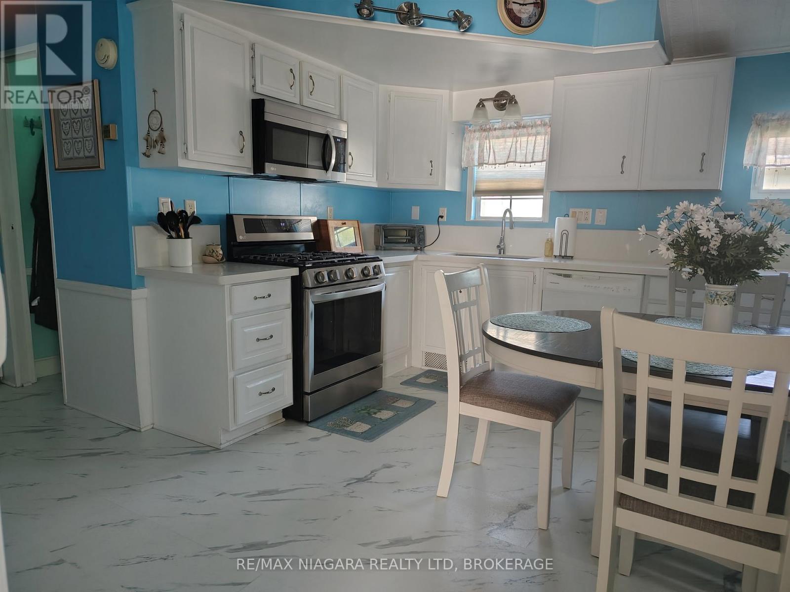54 Quarry View Village Property Photo 2