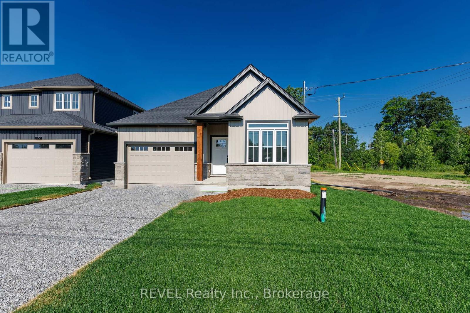 1133 Dipietro Street Property Photo 1
