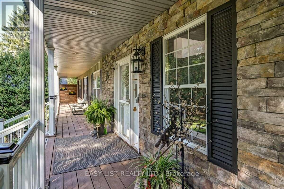 527 River Road Property Photo 4