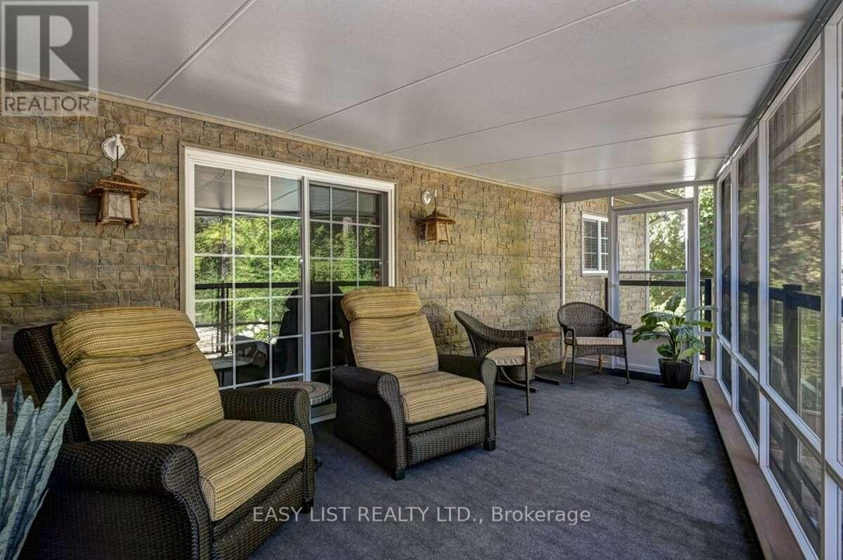 527 River Road Property Photo 14
