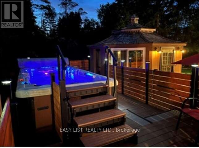 527 River Road Property Photo 16