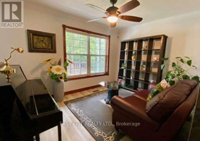 527 River Road Property Photo 26