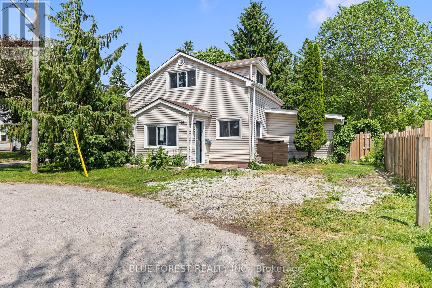 10 Henry Street Property Photo 1