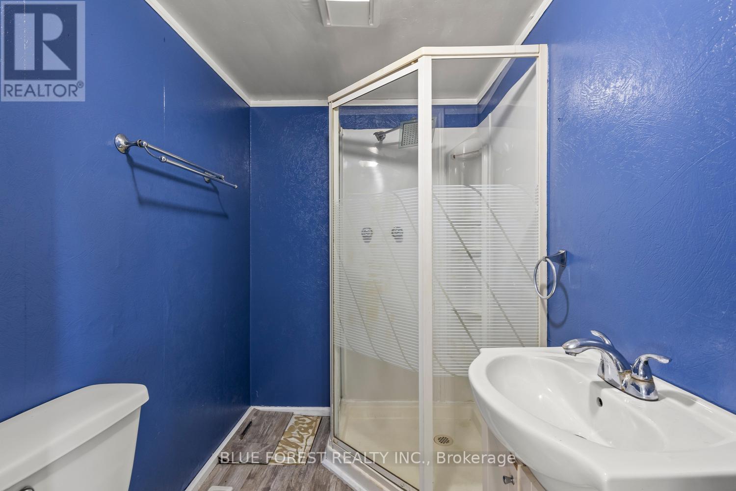 10 Henry Street Property Photo 14