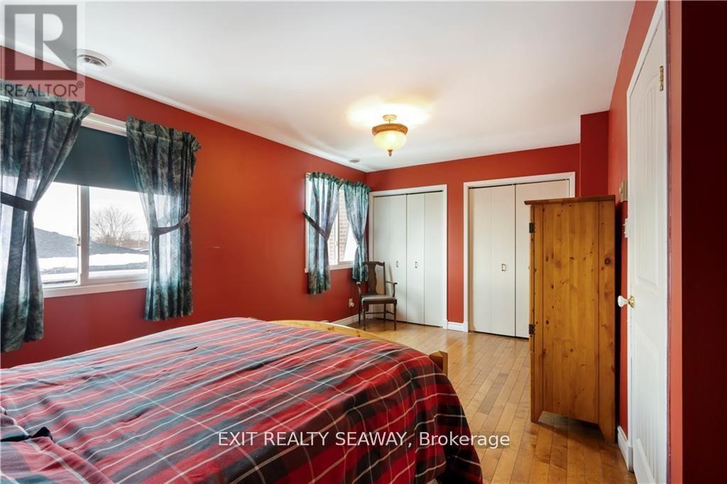 400 Lynwood Drive Property Photo 13