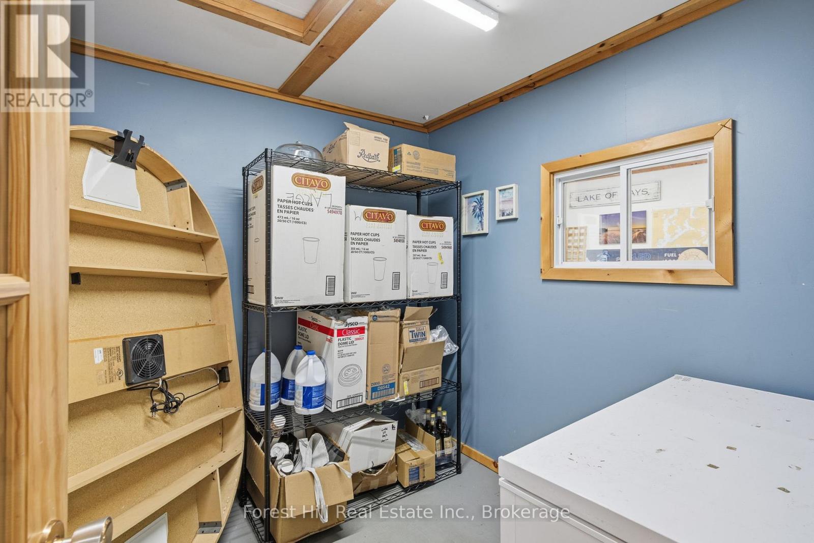 1092 Main Street Property Photo 22