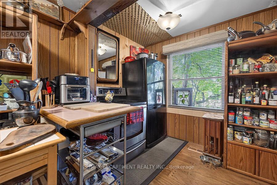 104 Teal Avenue Property Photo 8