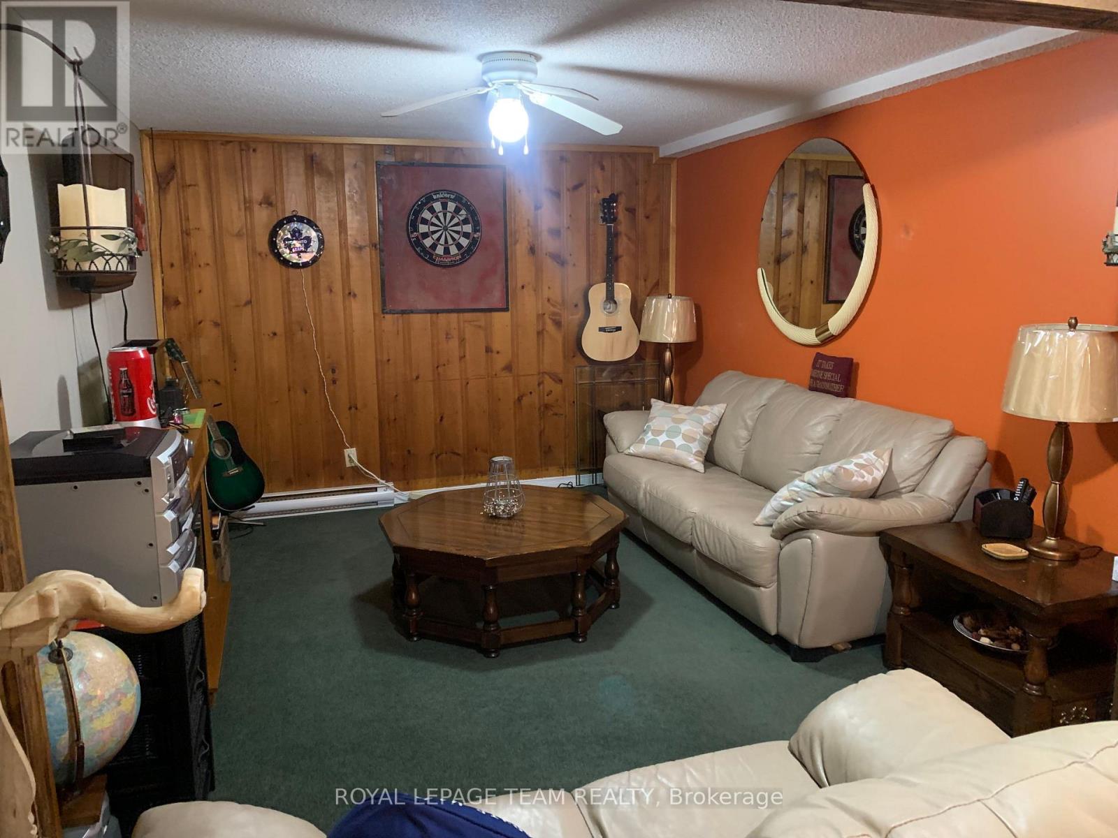 690 Limerick Road Property Photo 14