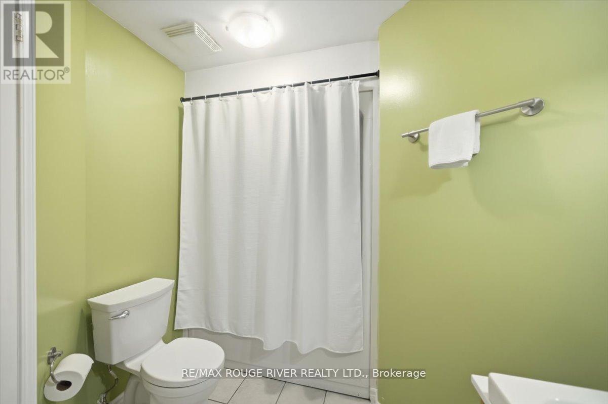 1401 - 135 James Street S Property Photo 26