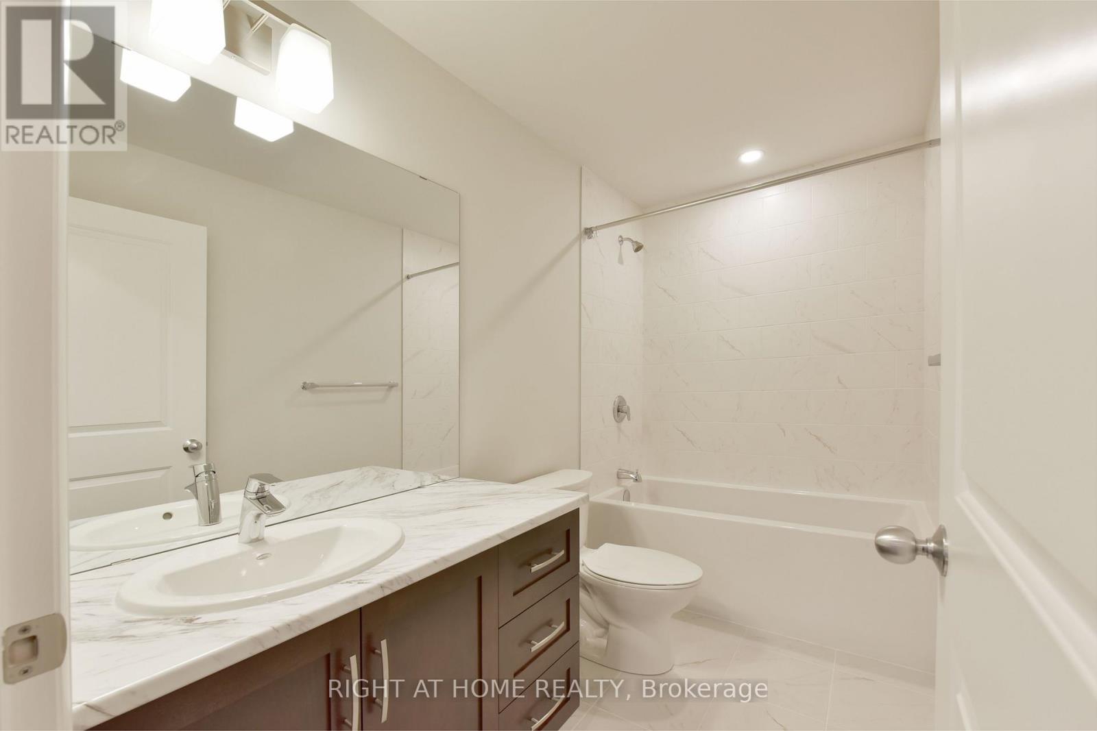 312 Wigwas Street Property Photo 26