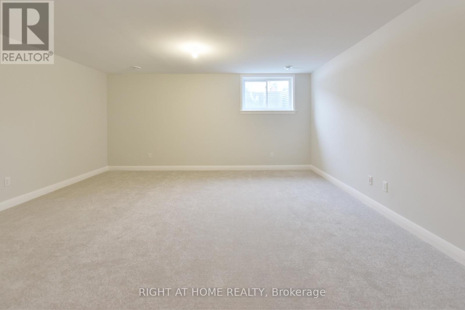 312 Wigwas Street Property Photo 28
