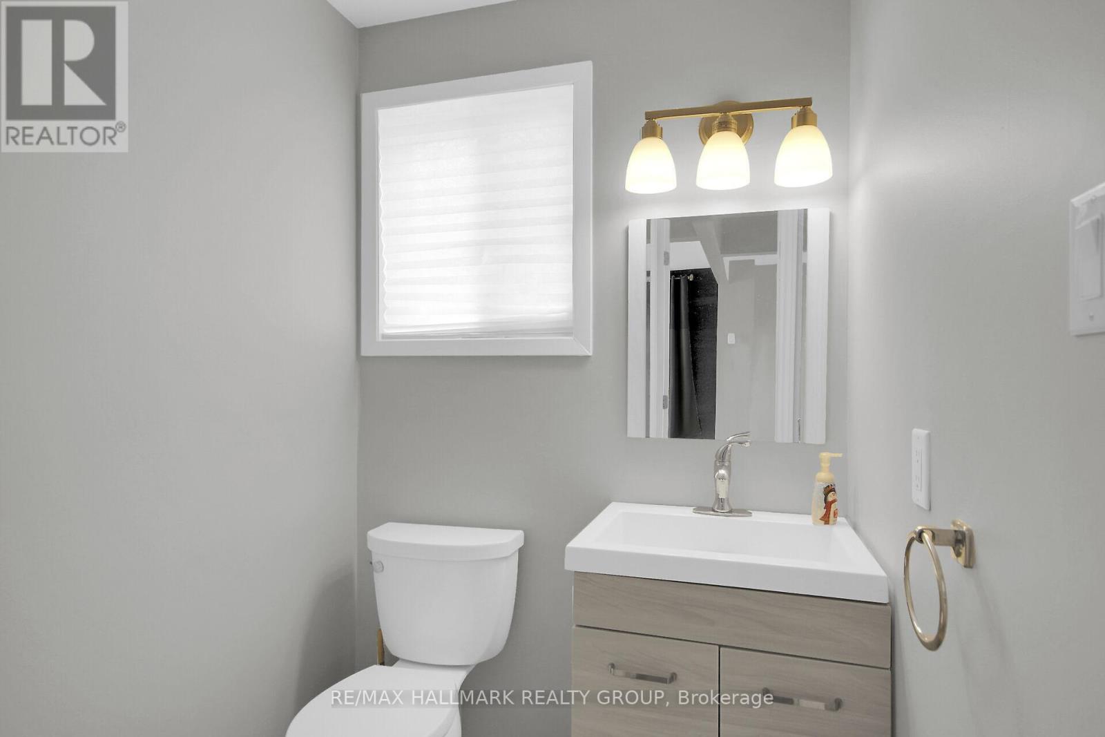 13 Coolspring Crescent Property Photo 9