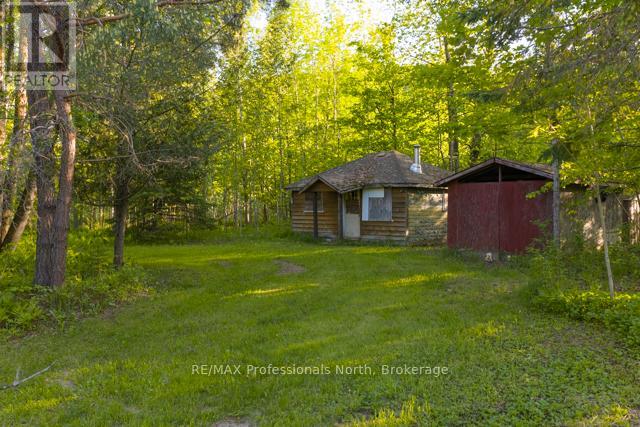 1068 Woods Road Property Photo 5