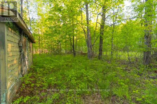 1068 Woods Road Property Photo 10