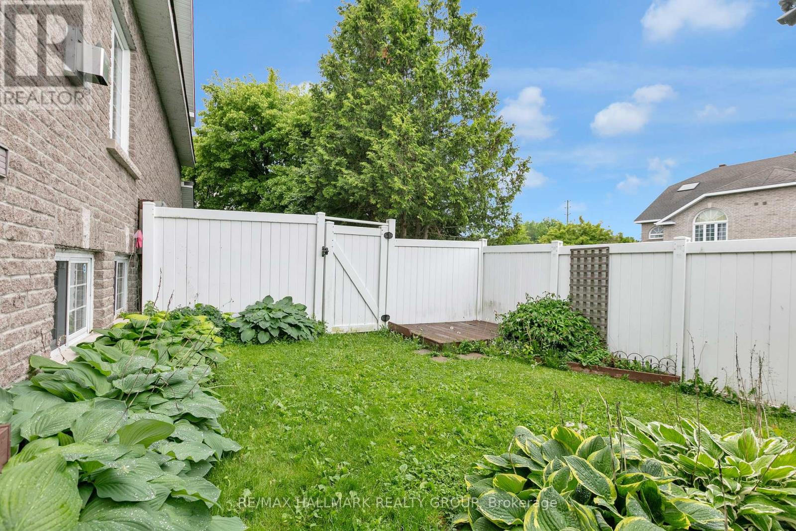 2051 Frank Bender Street Property Photo 33