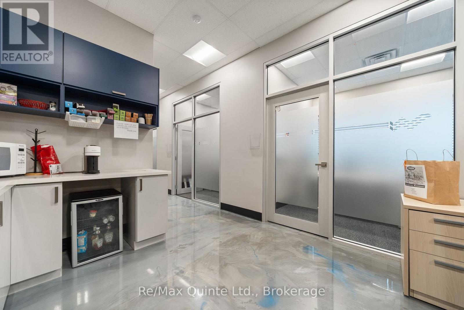 50 Dundas Street Property Photo 33