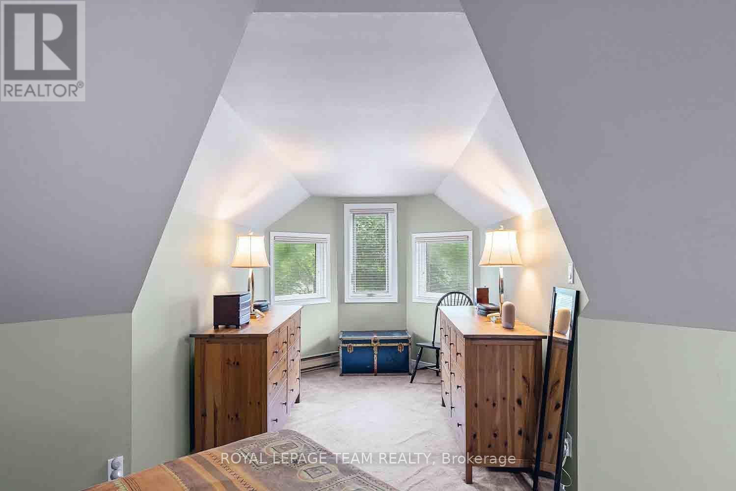 2 - 220 Wilbrod Avenue Property Photo 22