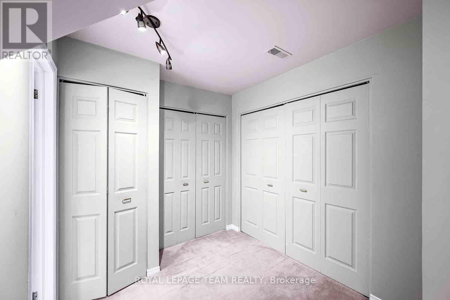 2 - 220 Wilbrod Avenue Property Photo 24