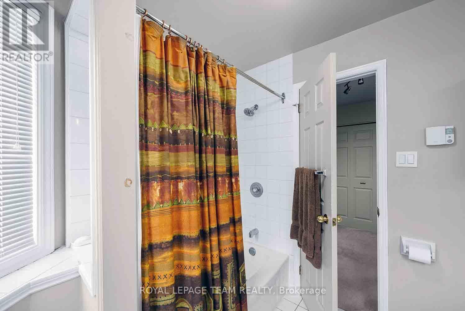 2 - 220 Wilbrod Avenue Property Photo 28