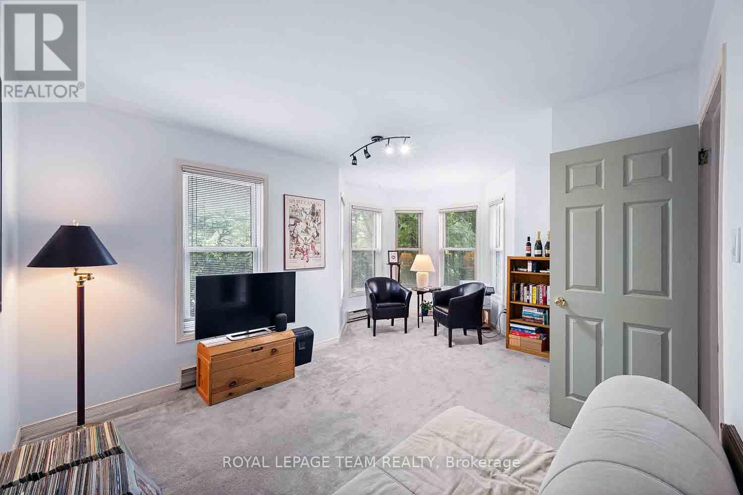 2 - 220 Wilbrod Avenue Property Photo 29