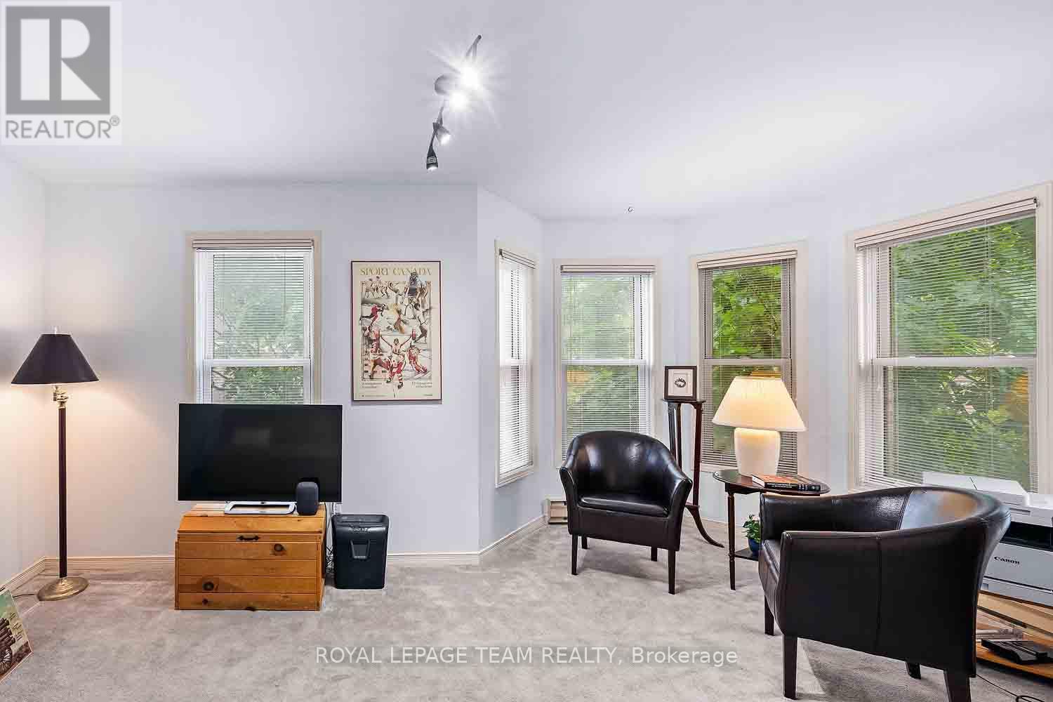 2 - 220 Wilbrod Avenue Property Photo 30