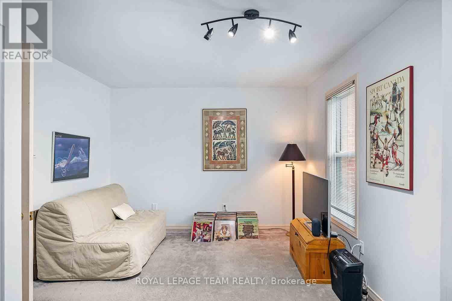 2 - 220 Wilbrod Avenue Property Photo 33